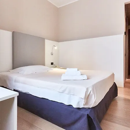 Ferretti Majestichouse 4*