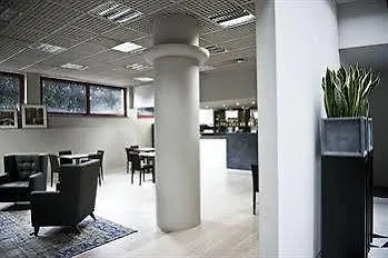 酒店 Ferretti Majestichouse 4*